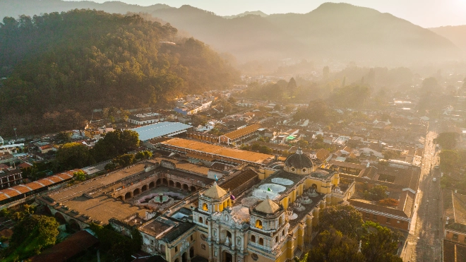 A cityscape of a latin american city