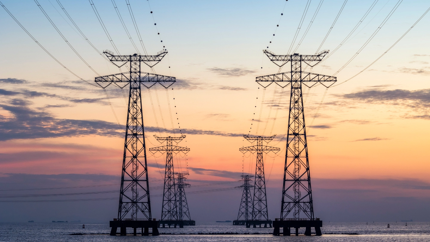 off-shore grid powerlines image
